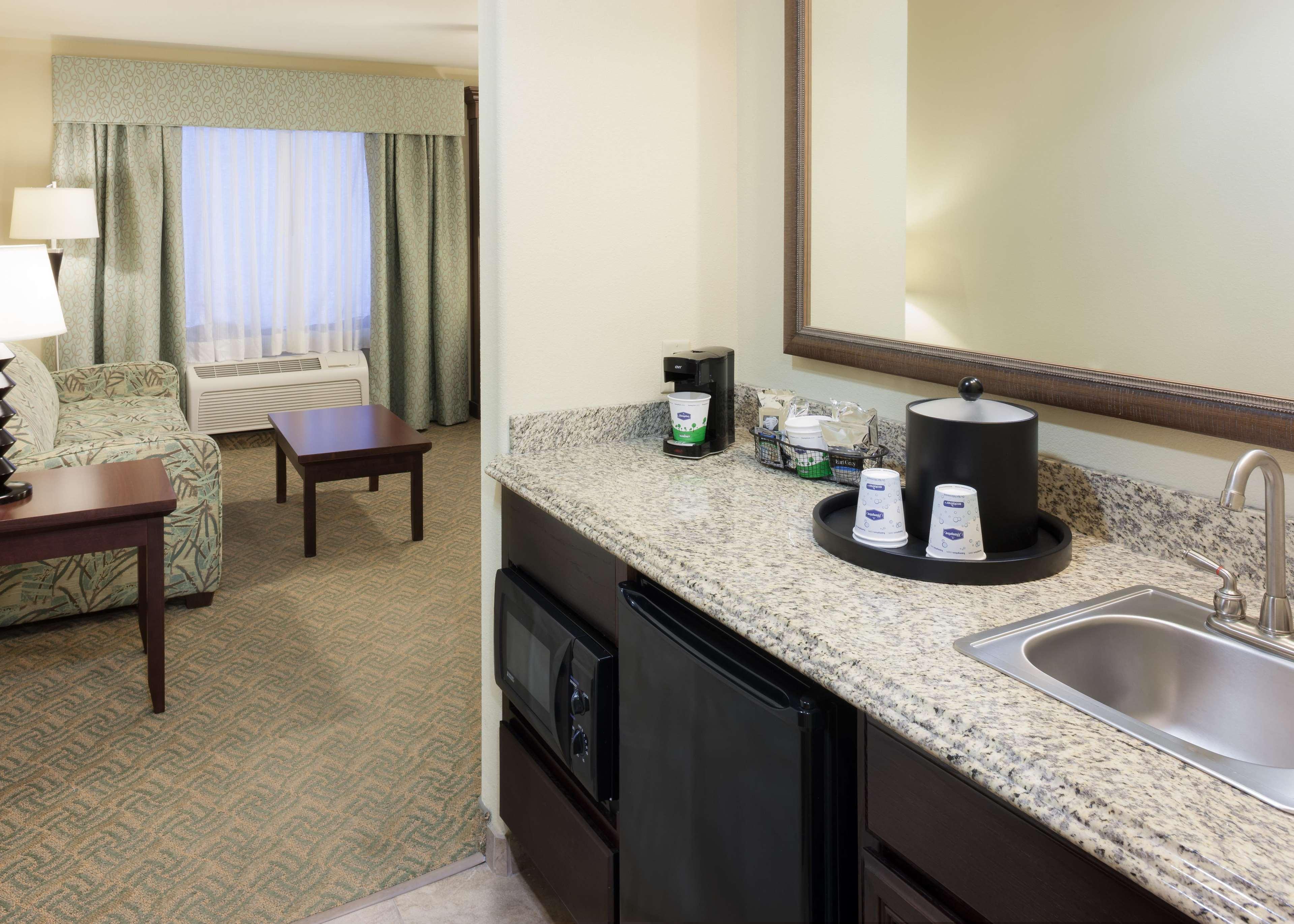 Hampton Inn & Suites Dallas-Arlington-South Exterior foto