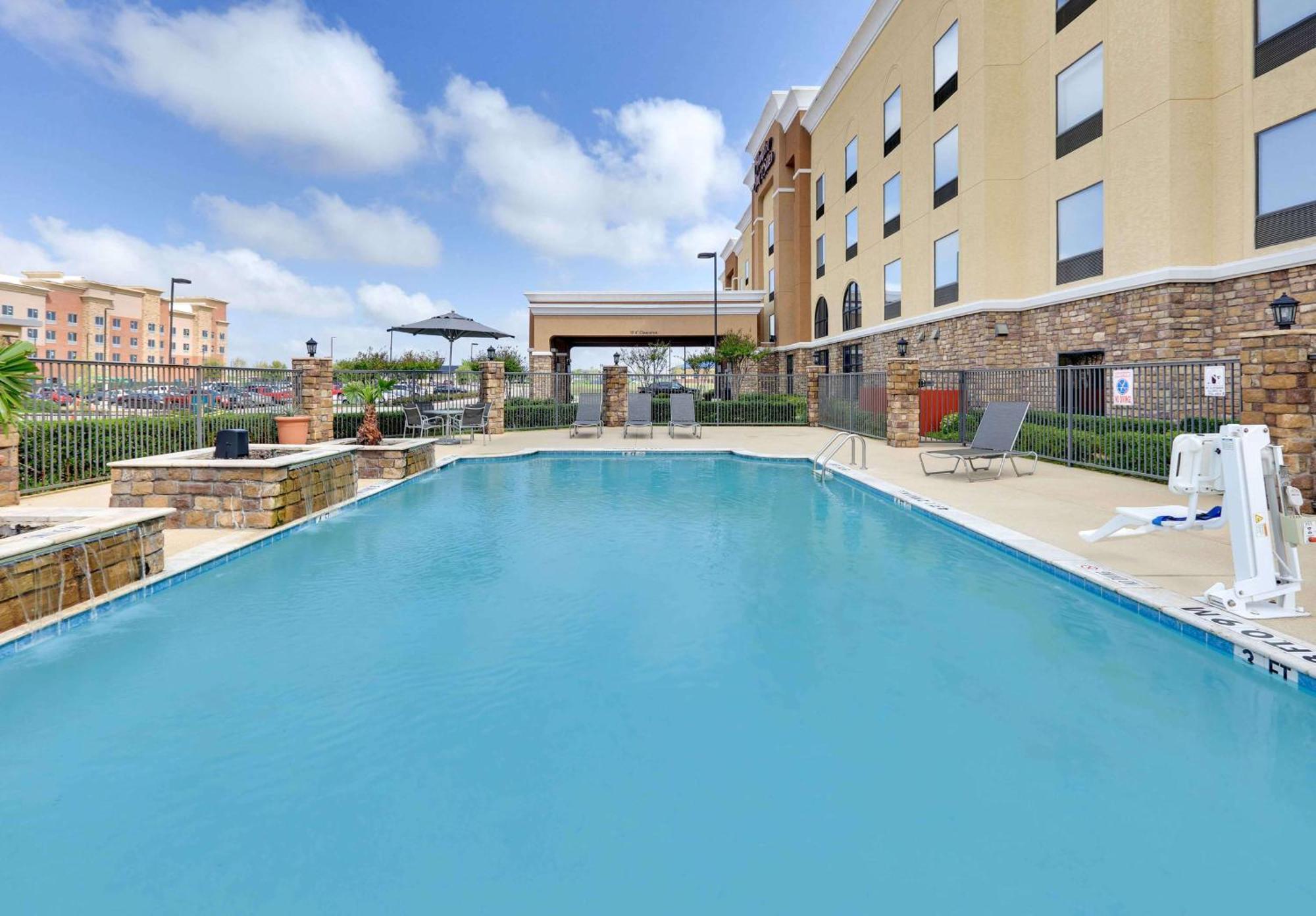 Hampton Inn & Suites Dallas-Arlington-South Exterior foto